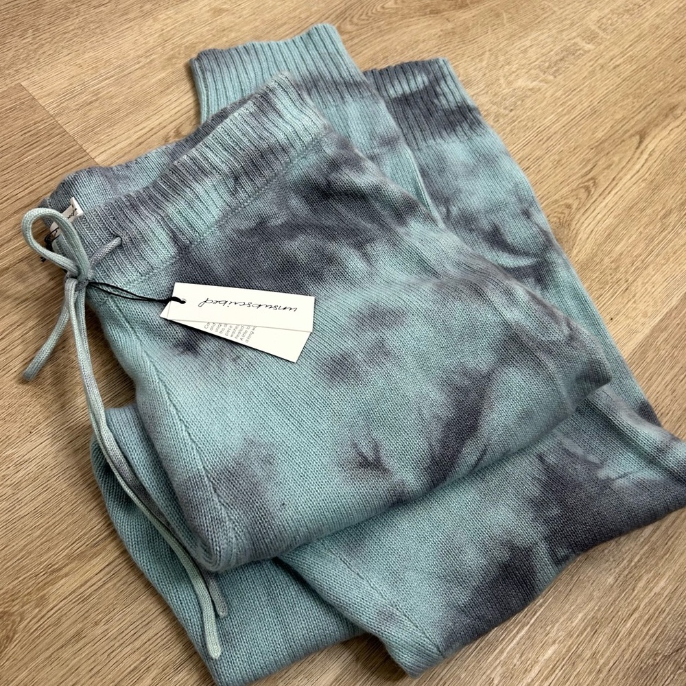 NWT Unsubscribed 100% Cashmere Blue Tie Dye Jogger Sweater Pant Relaxed Fit